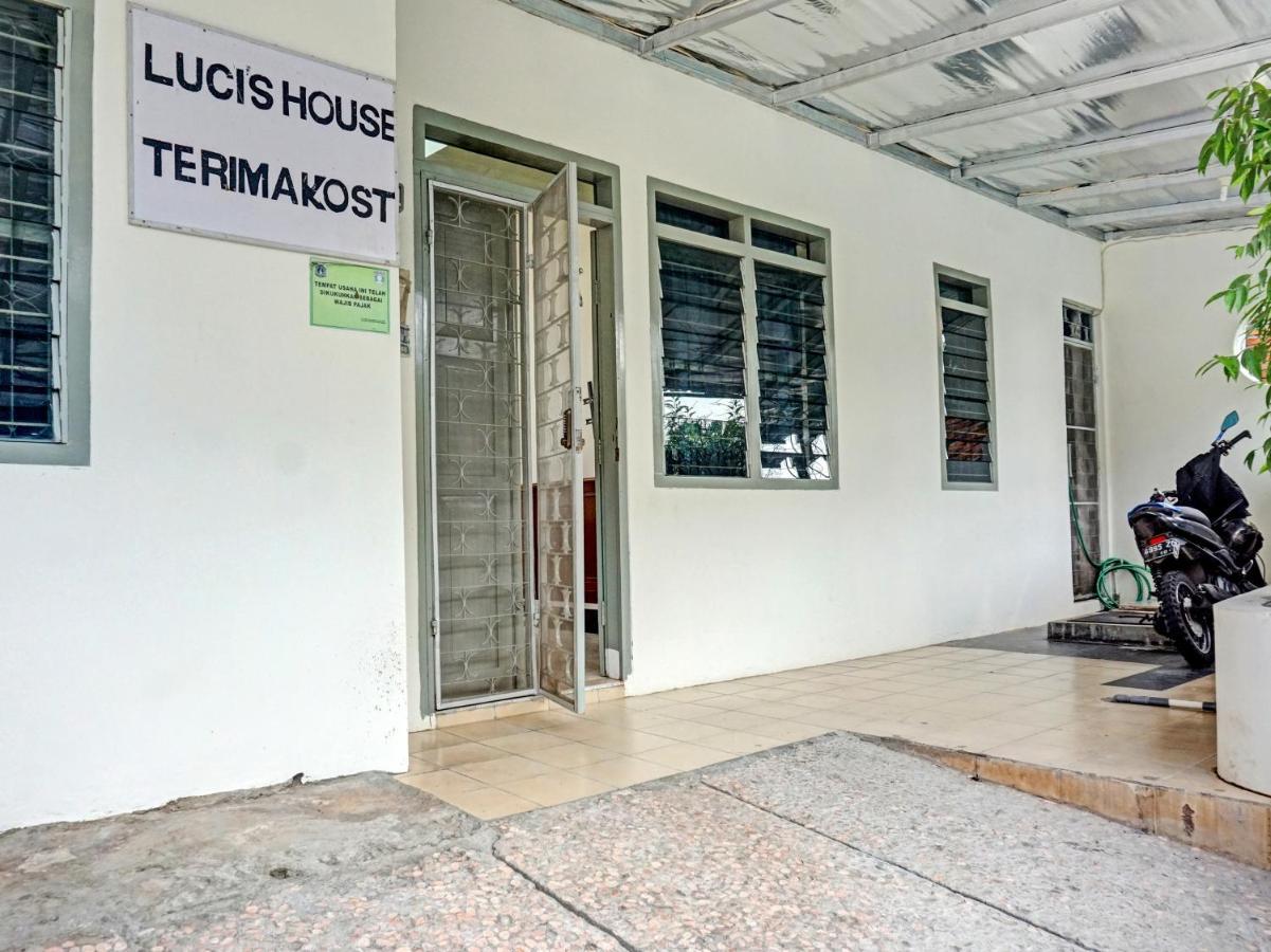 Oyo 91658 Luci'S House Hotel จาการ์ตา ภายนอก รูปภาพ