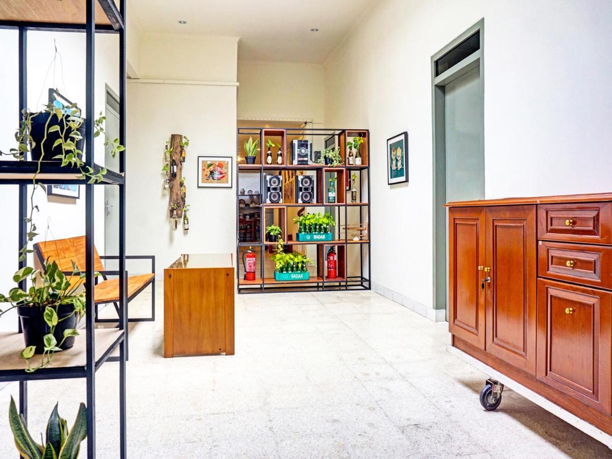 Oyo 91658 Luci'S House Hotel จาการ์ตา ภายนอก รูปภาพ