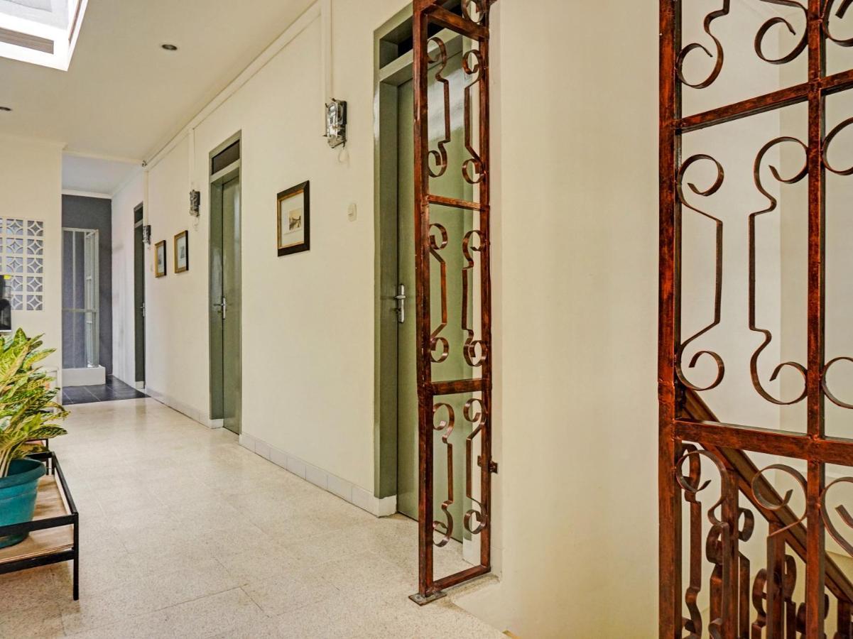 Oyo 91658 Luci'S House Hotel จาการ์ตา ภายนอก รูปภาพ