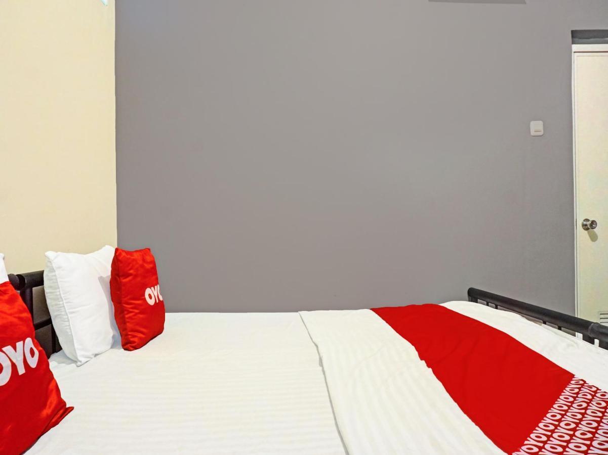 Oyo 91658 Luci'S House Hotel จาการ์ตา ภายนอก รูปภาพ