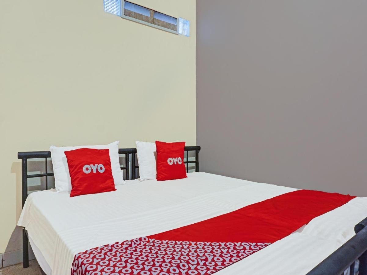 Oyo 91658 Luci'S House Hotel จาการ์ตา ภายนอก รูปภาพ